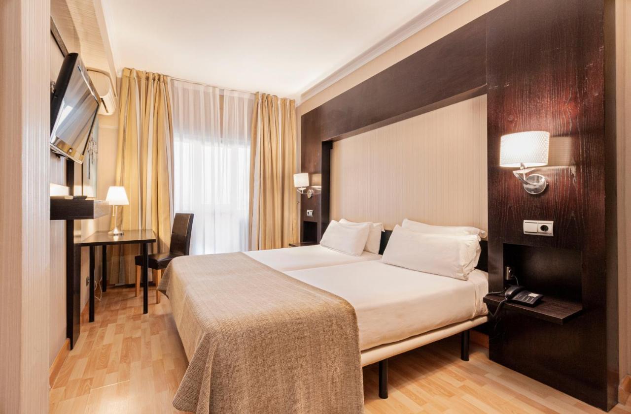 Hotel Oh Nice Ulises Ceuta Zewnętrze zdjęcie